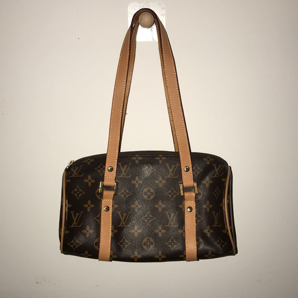 Trendy handbag